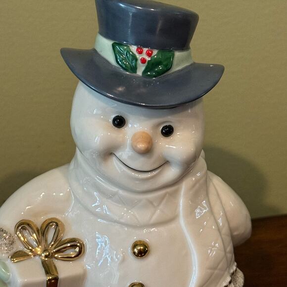 Lenox Snowan with Present and Top Hat - Picture 2 of 9